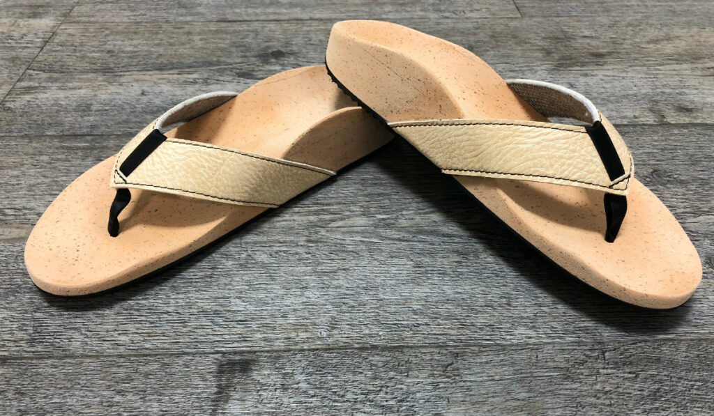 00132-valinos-flip-flops-haut-beige