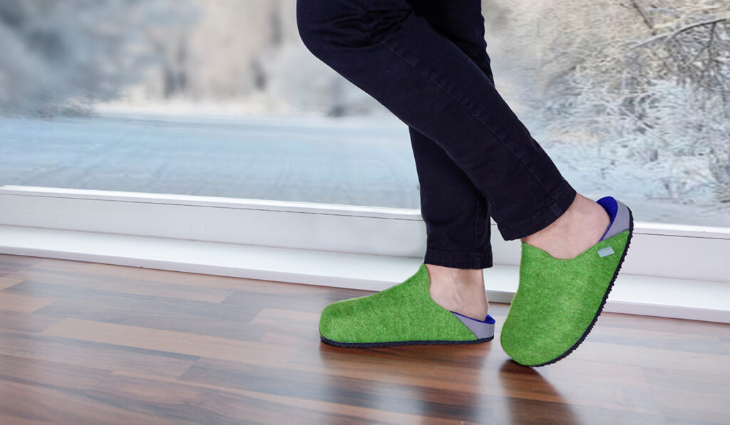 00150-valinos-clogs-gruen