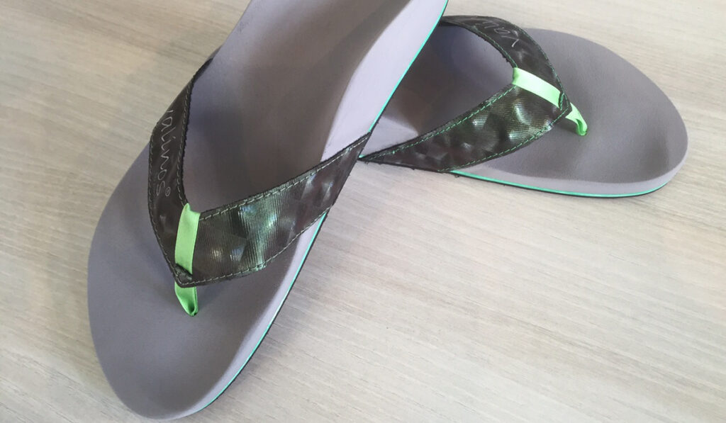 00310-valinos-flip-flops-hellgruen-dunkelgruen-grau