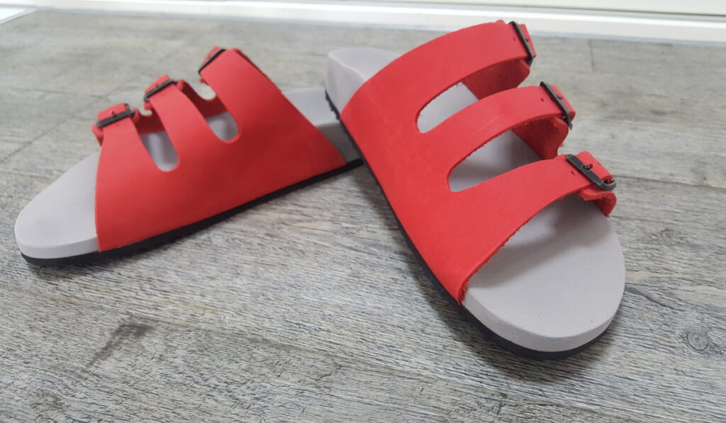 00341-valinos-sandalen-rot-grau